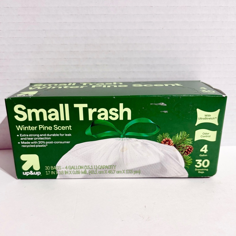 Up&Up Drawstring Holiday Small Trash Bags WINTER PINE Scent 4 Gallon 30 Ct NEW